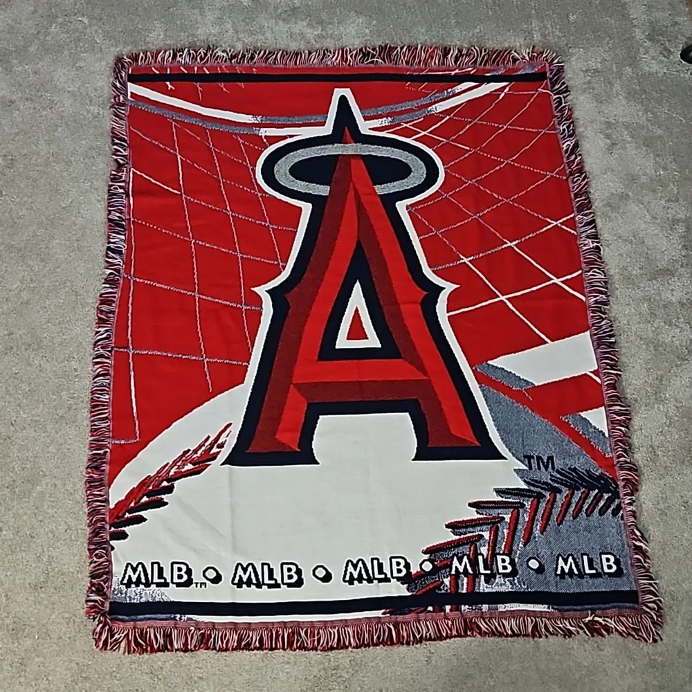 LA Angels of Aneheim Woven Tapestry Blanket Home Decor Red White Blue Frayed Hem